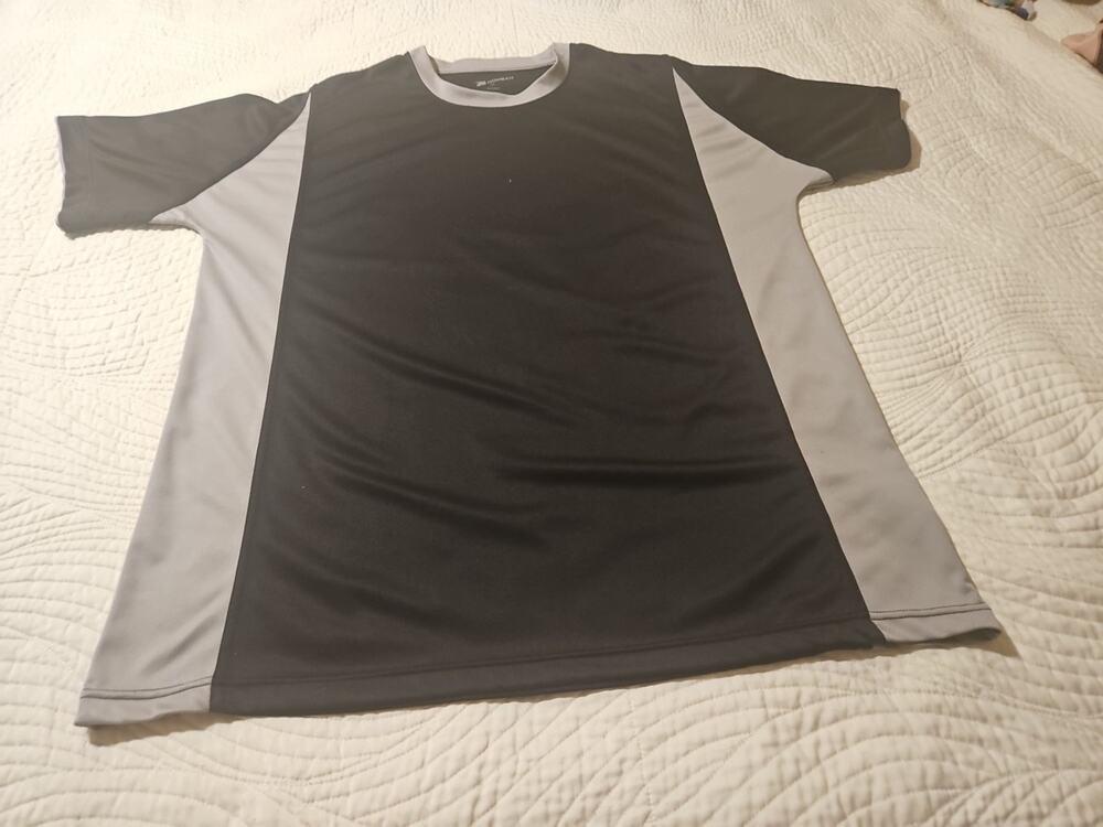 Boombah Sports/Training Shirt Mens Sz XL Black With Gray Trim